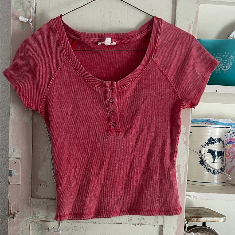 Women’s Washed Pink Short Sleeve Henley crop Top
